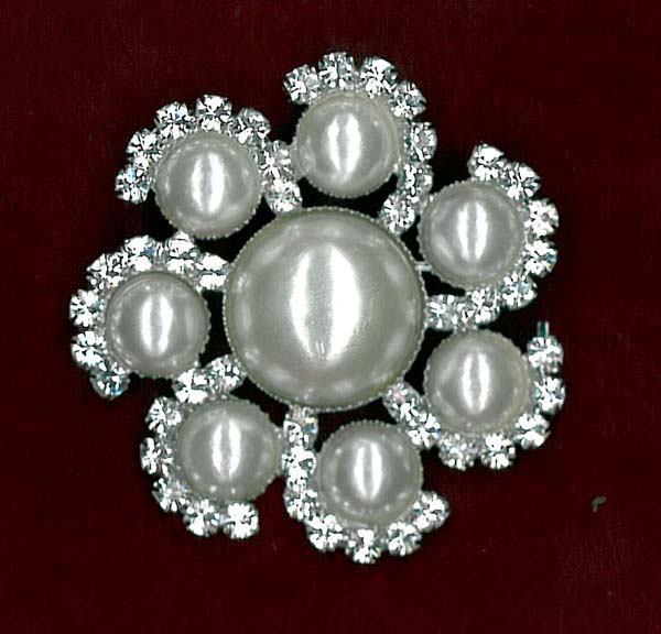 BROOCH - IV/NICKEL