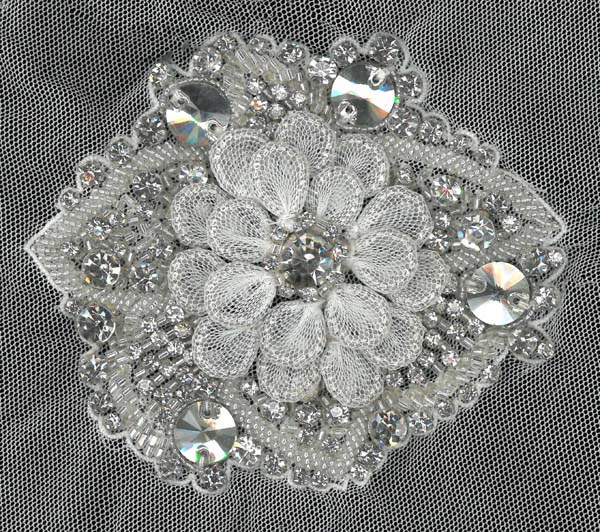 3D CRYSTAL BEADED MOTIF (SOLD SINGULARLY) - SIL
